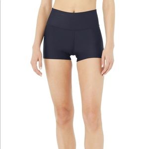 Lululemon black training shorts